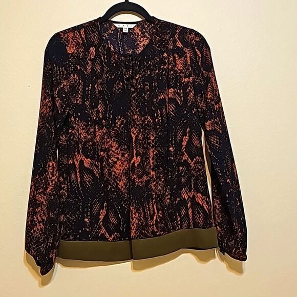 CAbi Womans Blouse Python Snake Print Top Blue Orange Long Sleeves Career xs - Picture 1 of 8